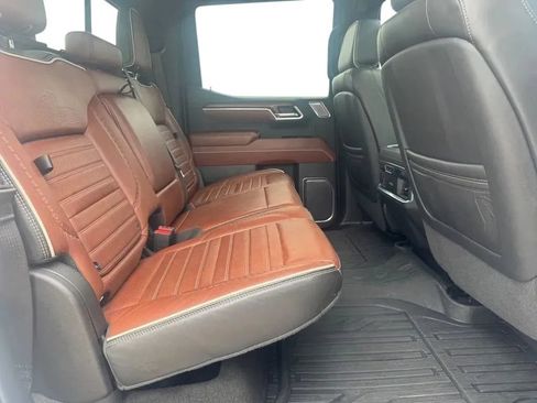 Used 2022 GMC Sierra 1500 Denali Ultimate AWD/4WD image 17