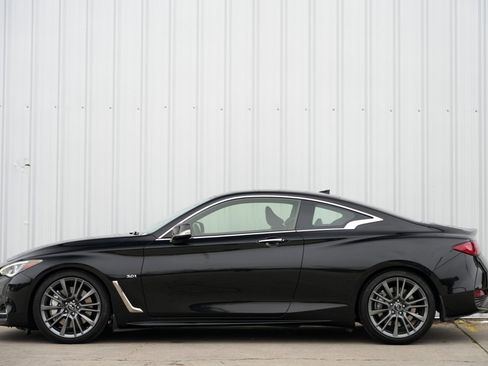 Used 2017 INFINITI Q60 3.0t Sport image 8