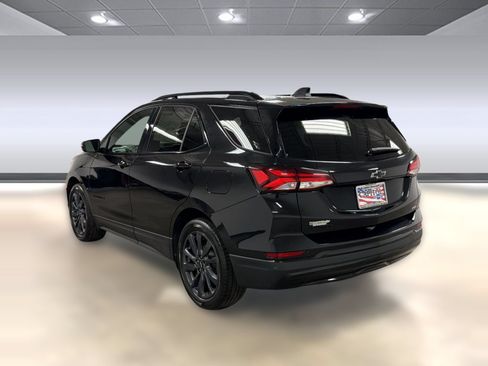 Used 2024 Chevrolet Equinox RS FWD image 3