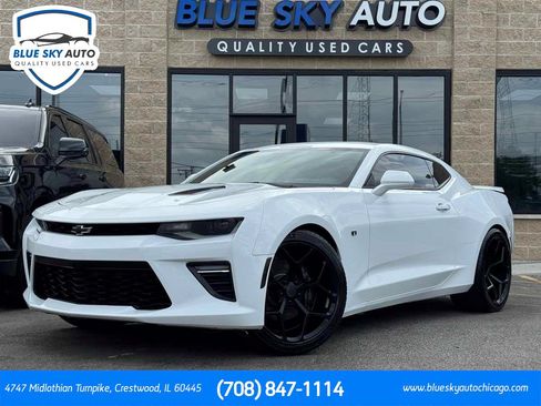Used 2016 Chevrolet Camaro SS RWD image 1