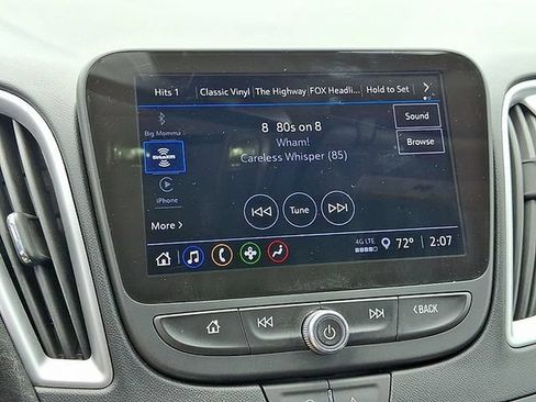 Used 2024 Chevrolet Malibu LT FWD image 17