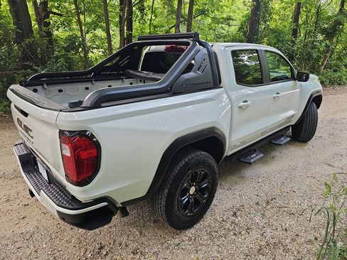 Used 2023 GMC Canyon Elevation w/ LPO, Sports Bar Package RWD image 3