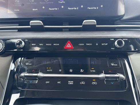 Used 2024 Kia Carnival SX image 16