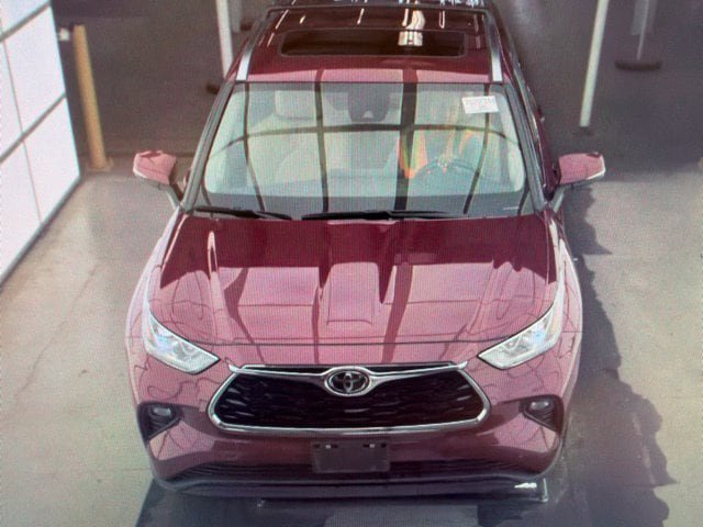 Used 2023 Toyota Highlander Limited AWD/4WD image 16