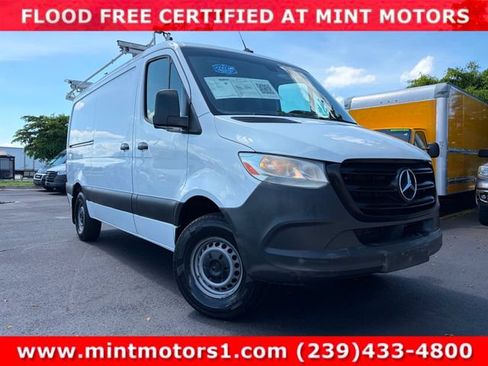 Used 2019 Mercedes-Benz Sprinter 2500 image 6