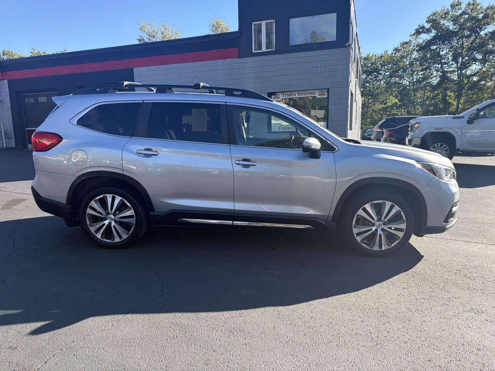 Used 2019 Subaru Ascent Limited AWD/4WD image 6