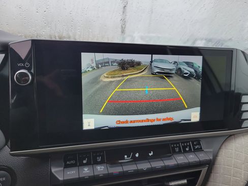 Certified 2025 Toyota Camry XLE w/ Premium Package image 22