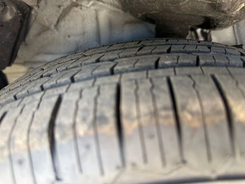 Used 2020 Toyota Corolla SE w/ Carpet Mat Package (TMS) image 28