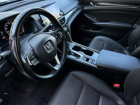 Used 2022 Honda Accord Sport image 9