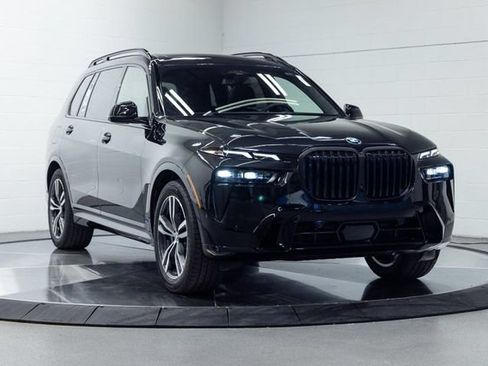 New 2027 BMW X7 xDrive40i w/ M Sport Package AWD/4WD image 5