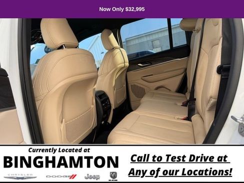 Used 2023 Jeep Grand Cherokee Limited image 19