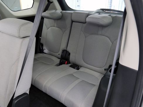 Used 2023 Honda Pilot LX image 20