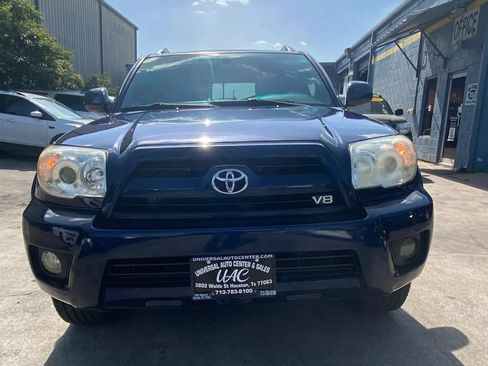 Used 2007 Toyota 4Runner Limited AWD/4WD image 2