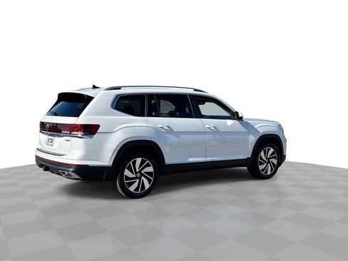 Used 2024 Volkswagen Atlas SEL image 8