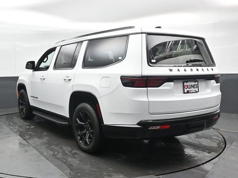 Used 2025 Jeep Wagoneer Series II image 11