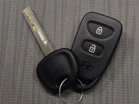 Used 2017 Hyundai Accent SE image 32