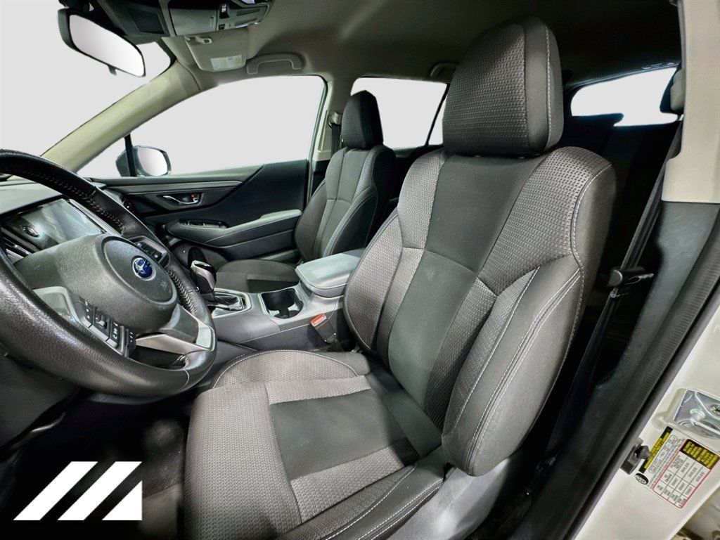 Used 2025 Subaru Outback Premium AWD/4WD image 21