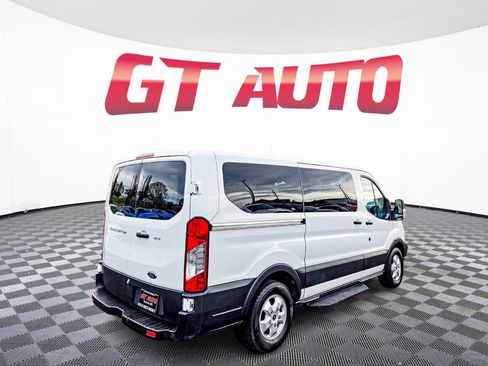 Used 2019 Ford Transit 150 XLT image 7