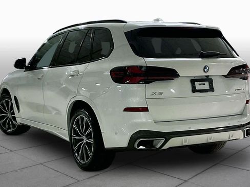 Used 2025 BMW X5 xDrive40i image 11