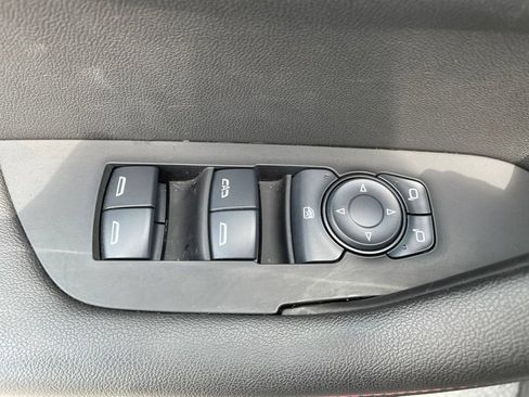 Used 2025 Chevrolet Blazer RS w/ Enhanced Convenience Package AWD/4WD image 13