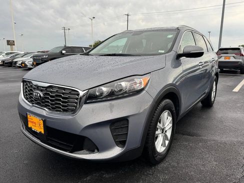 Used 2020 Kia Sorento LX w/ LX I4 Convenience Package FWD image 8