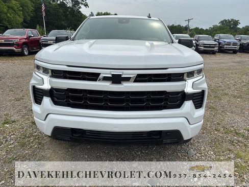 Used 2022 Chevrolet Silverado 1500 RST image 2