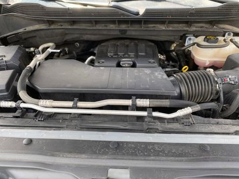 Used 2024 Chevrolet Silverado 1500 Custom Trail Boss AWD/4WD image 25