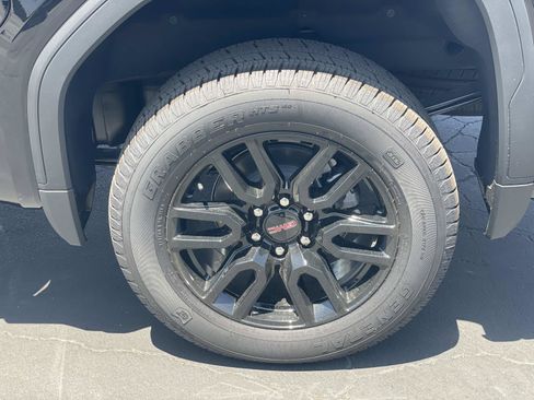 New 2026 GMC Sierra 1500 Elevation w/ Preferred Package RWD image 30
