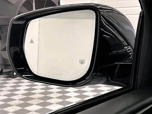 Used 2022 Jeep Grand Cherokee Overland image 34