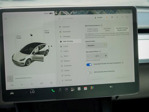 Used 2021 Tesla Model 3 Standard Range Plus RWD image 13