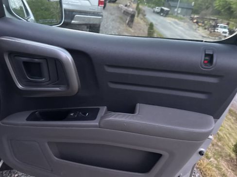 Used 2013 Honda Ridgeline RTL image 18