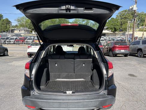 Used 2019 Honda HR-V LX image 5