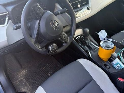 Used 2025 Toyota Corolla LE FWD image 12