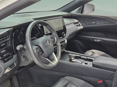 Used 2024 Lexus RX 350 FWD w/ Convenience Package image 11