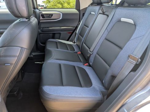 Used 2025 Ford Bronco Sport Outer Banks w/ Outer Banks Tech Package+ AWD/4WD image 24