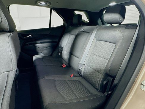 Used 2019 Chevrolet Equinox LT FWD image 20