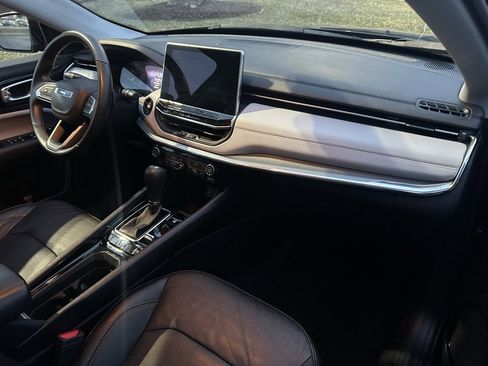 Used 2022 Jeep Compass Limited image 20