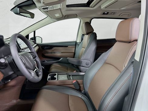 New 2026 Honda Odyssey Elite image 8