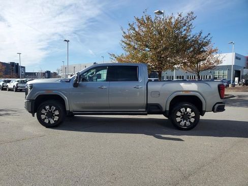 Used 2024 GMC Sierra 2500 Denali w/ Denali Reserve Package image 6