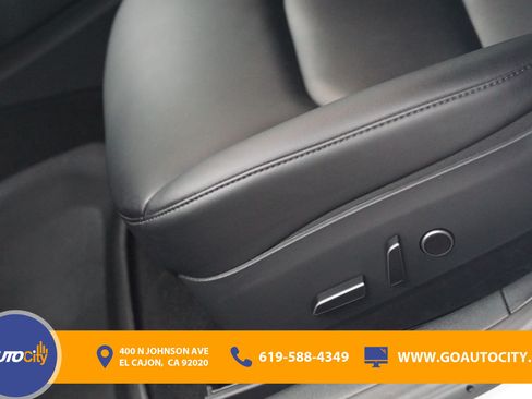 Used 2023 Tesla Model 3 Standard Range RWD image 17
