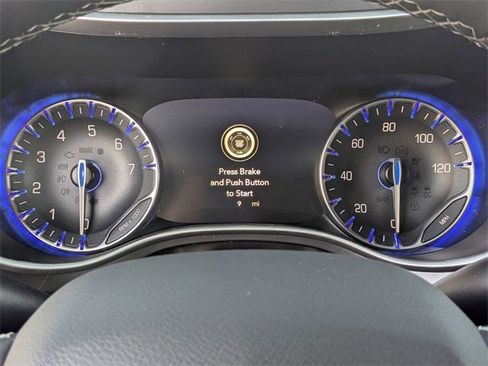 New 2026 Chrysler Pacifica Select image 19