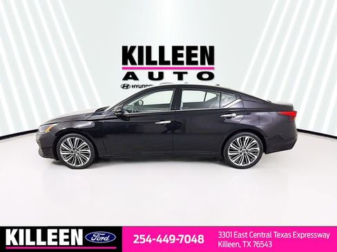 Used 2023 Nissan Altima 2.5 SL FWD image 4