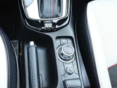 Used 2018 MAZDA CX-3 Grand Touring w/ Premium Package image 18