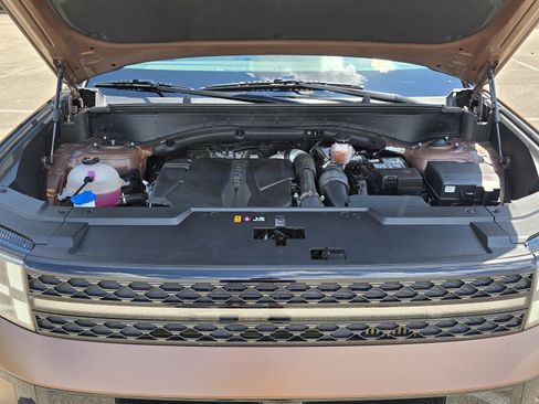 Used 2024 Hyundai Santa Fe Calligraphy AWD/4WD image 17