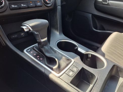 Used 2022 Kia Sportage LX FWD image 18