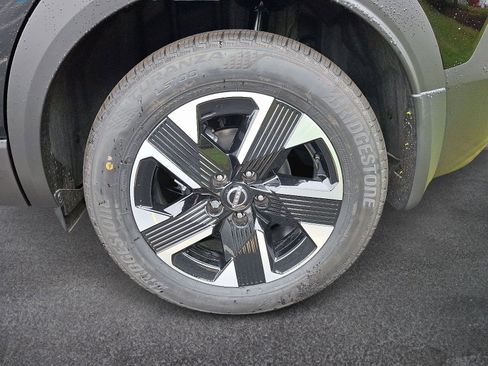 New 2026 Nissan Kicks SV w/ SV Premium Package image 4