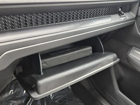 Certified 2025 Honda CR-V EX image 22
