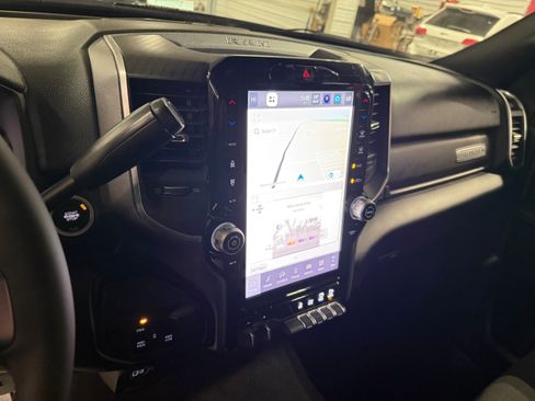 Used 2025 RAM 2500 Big Horn image 43