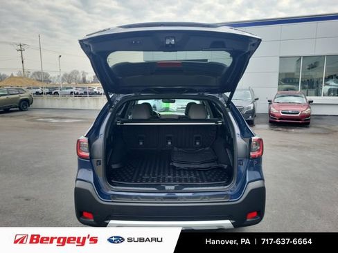 Used 2024 Subaru Outback Premium image 13