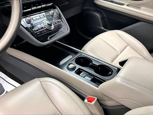 Used 2022 Lincoln Corsair FWD image 15